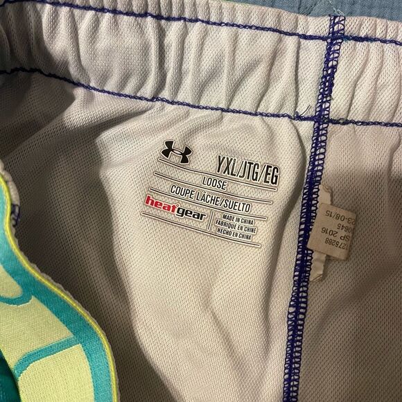 Under Armour YXL Shorts - Picture 5 of 6